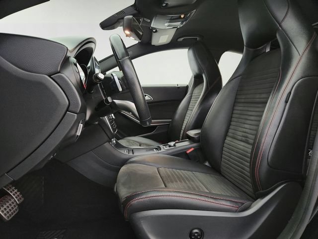 Used 2016 Mercedes-Benz CLA 250 image 10