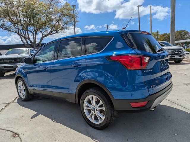 Certified 2019 Ford Escape SE image 6