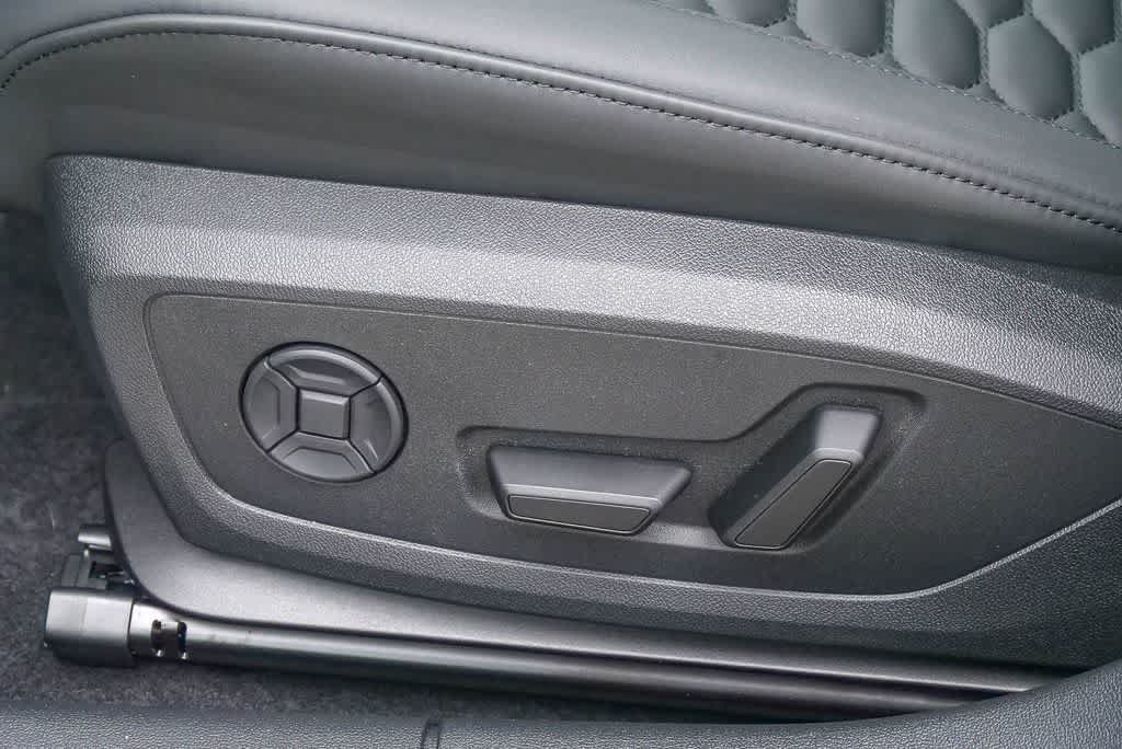 New 2026 Audi RS 3 AWD/4WD image 21