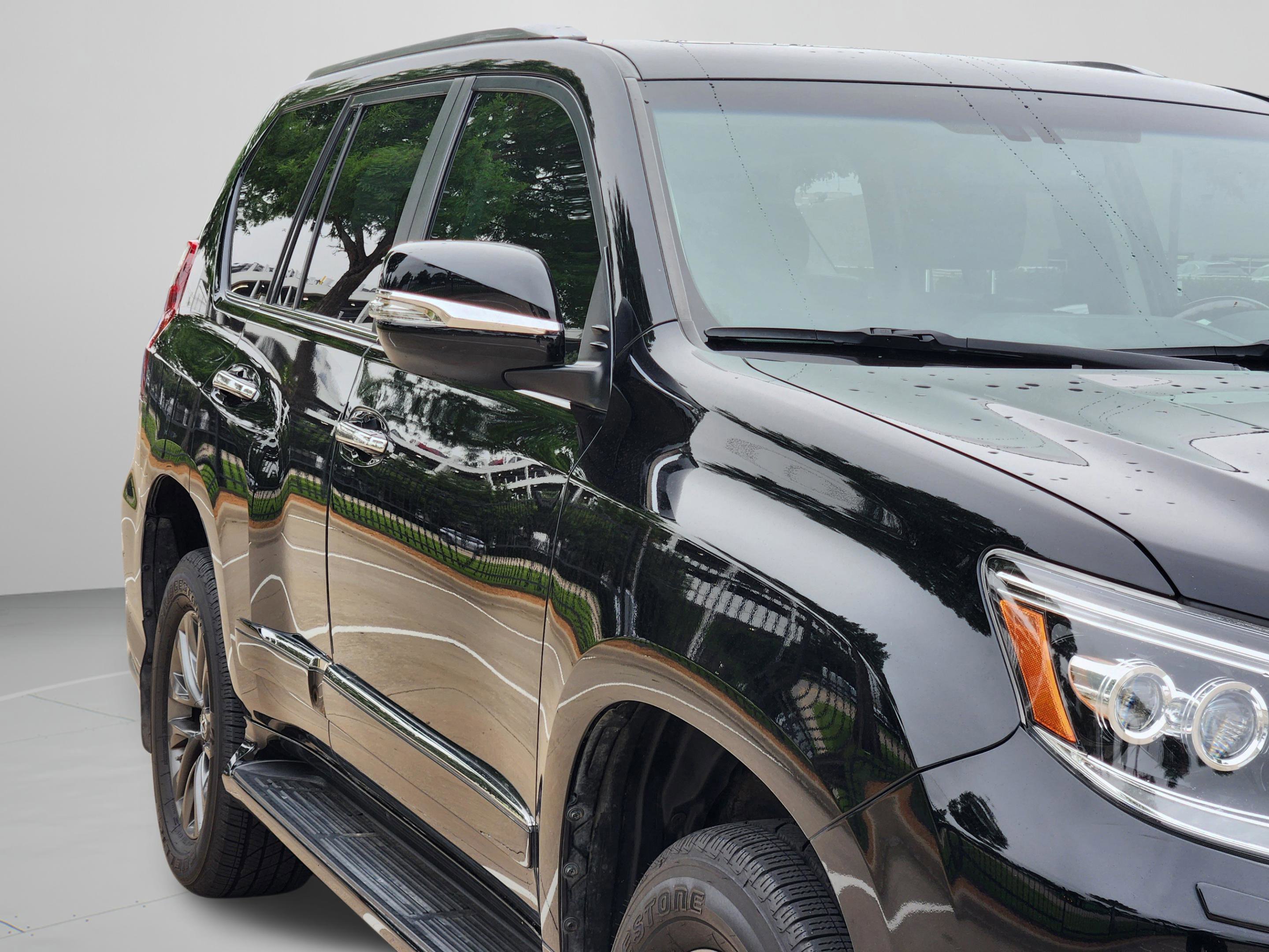 Used 2019 Lexus GX 460 Premium AWD/4WD image 32