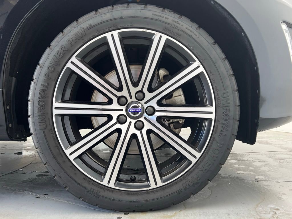 Used 2015 Volvo XC60 T5 Premier image 24