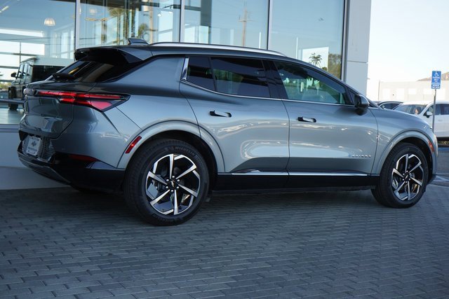 New 2025 Chevrolet Equinox EV LT image 22