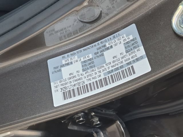 Used 2017 MAZDA MAZDA3 Sport FWD image 35
