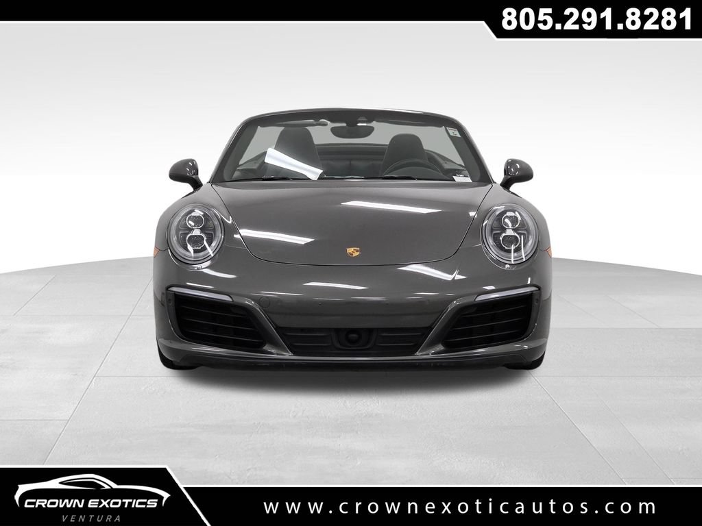 Used 2017 Porsche 911 Carrera 4 AWD/4WD image 2