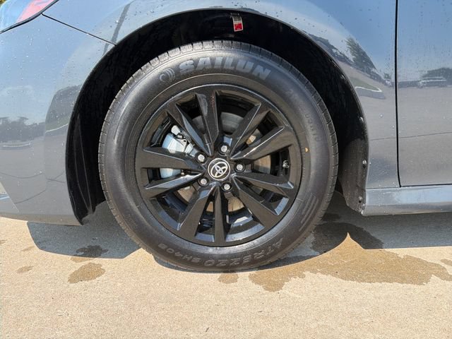 Used 2025 Toyota Camry LE FWD image 9
