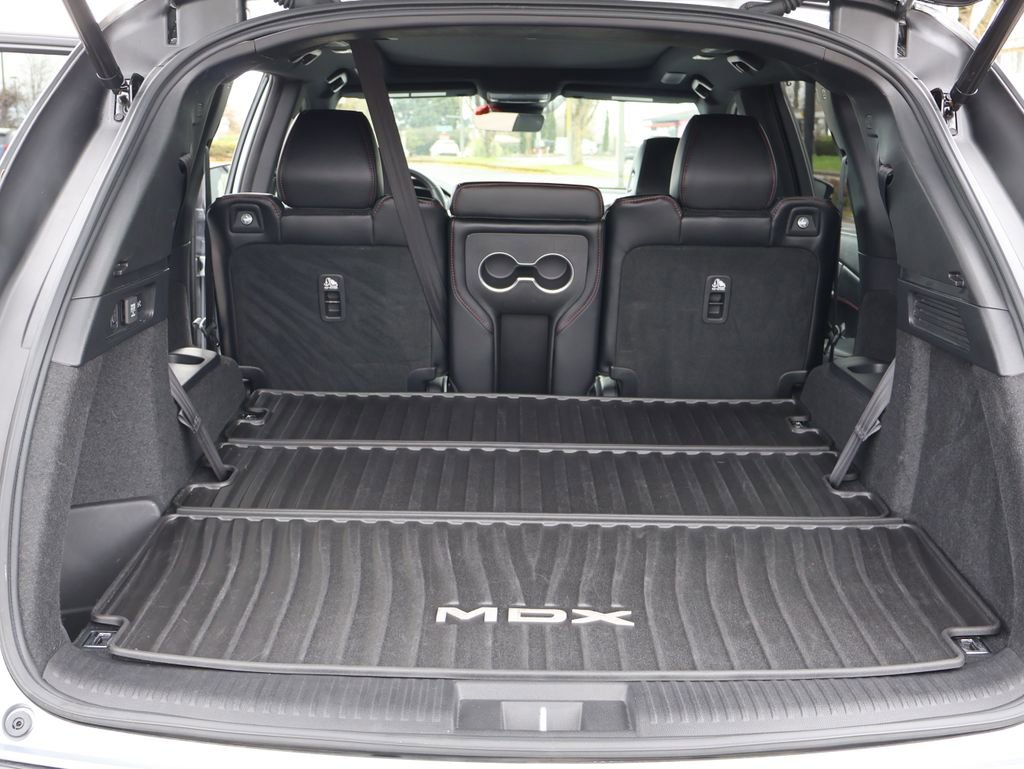 Used 2025 Acura MDX A-Spec image 33