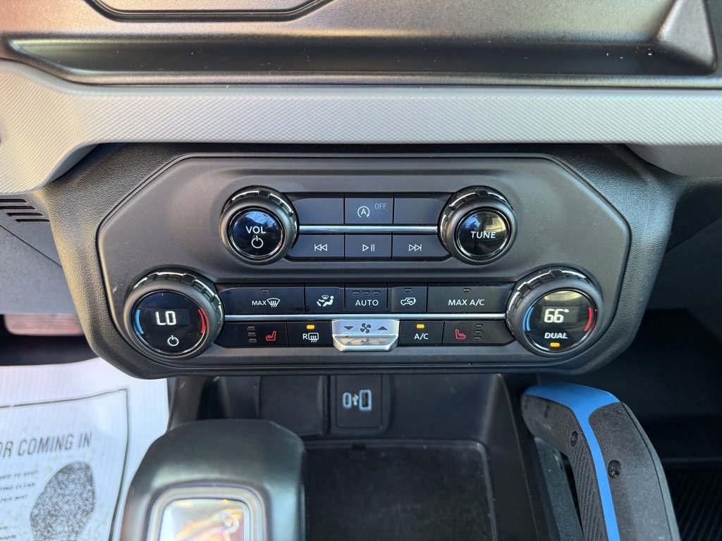 Used 2023 Ford Bronco Black Diamond image 25