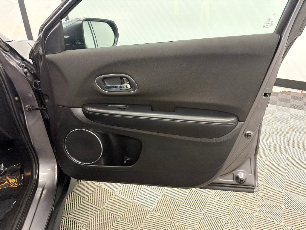 Used 2016 Honda HR-V EX image 14