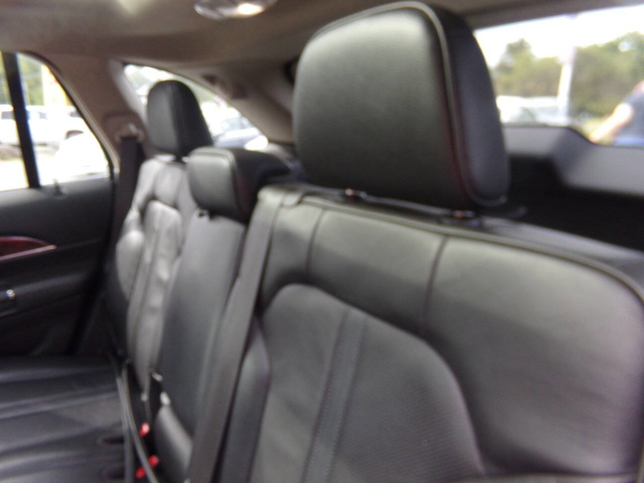 Used 2015 Lincoln MKX AWD w/ Equipment Group 102A image 32