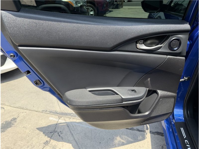 Used 2018 Honda Civic EX image 21