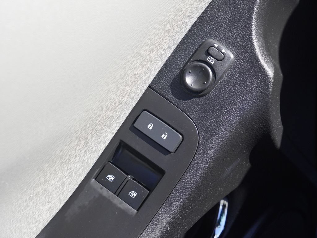 Used 2015 Chevrolet Camaro LS RWD image 11