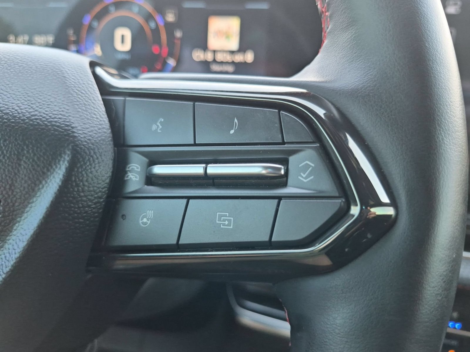Used 2026 Chevrolet Equinox RS w/ Convenience Package III FWD image 14
