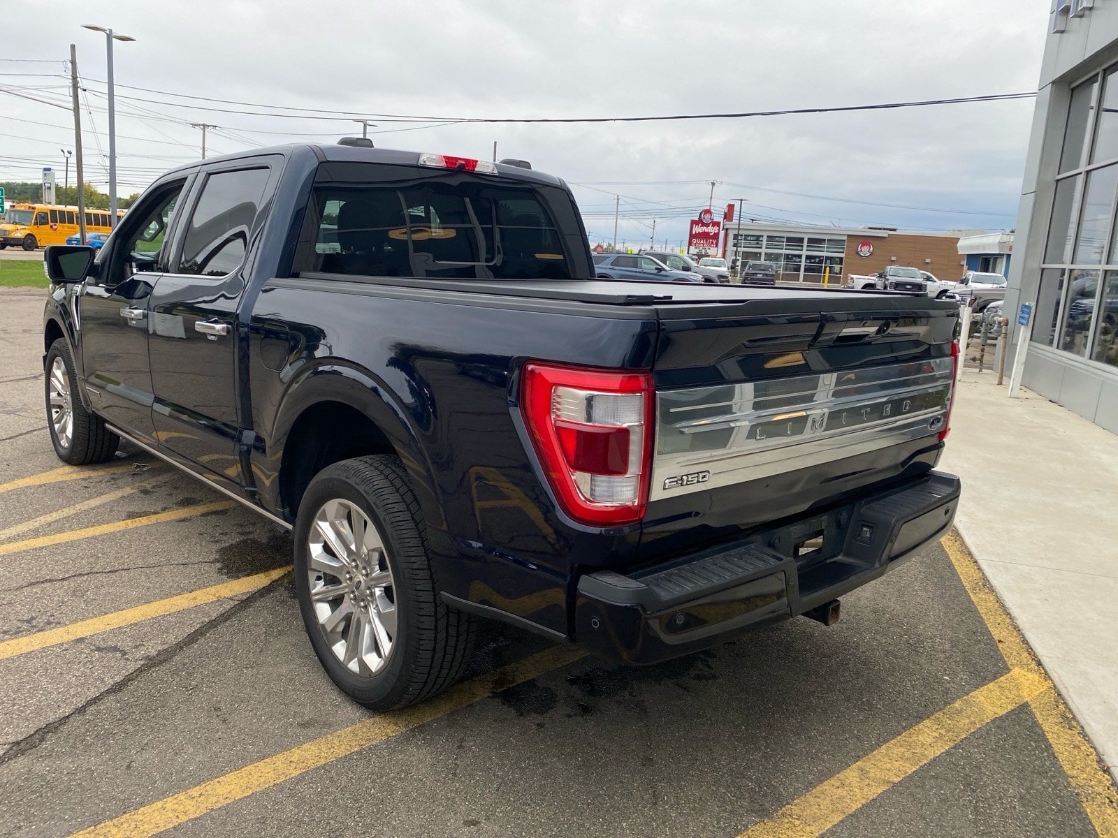 Used 2022 Ford F150 Limited AWD/4WD image 4