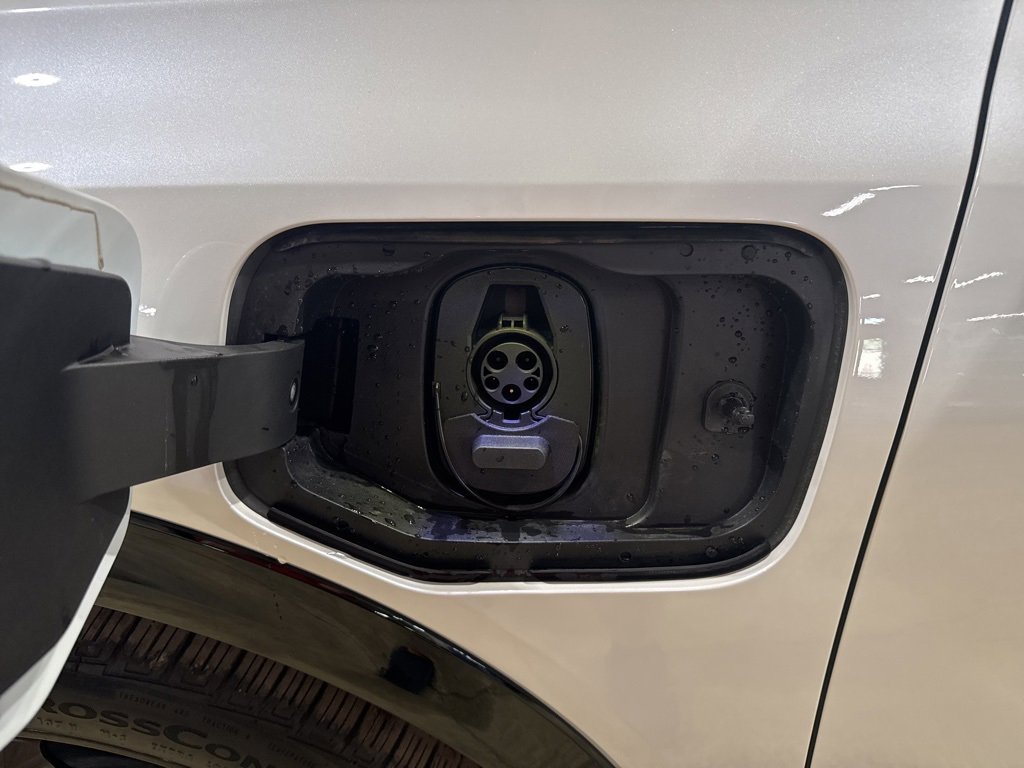 New 2025 Chevrolet Equinox EV RS w/ Convenience Package II image 14