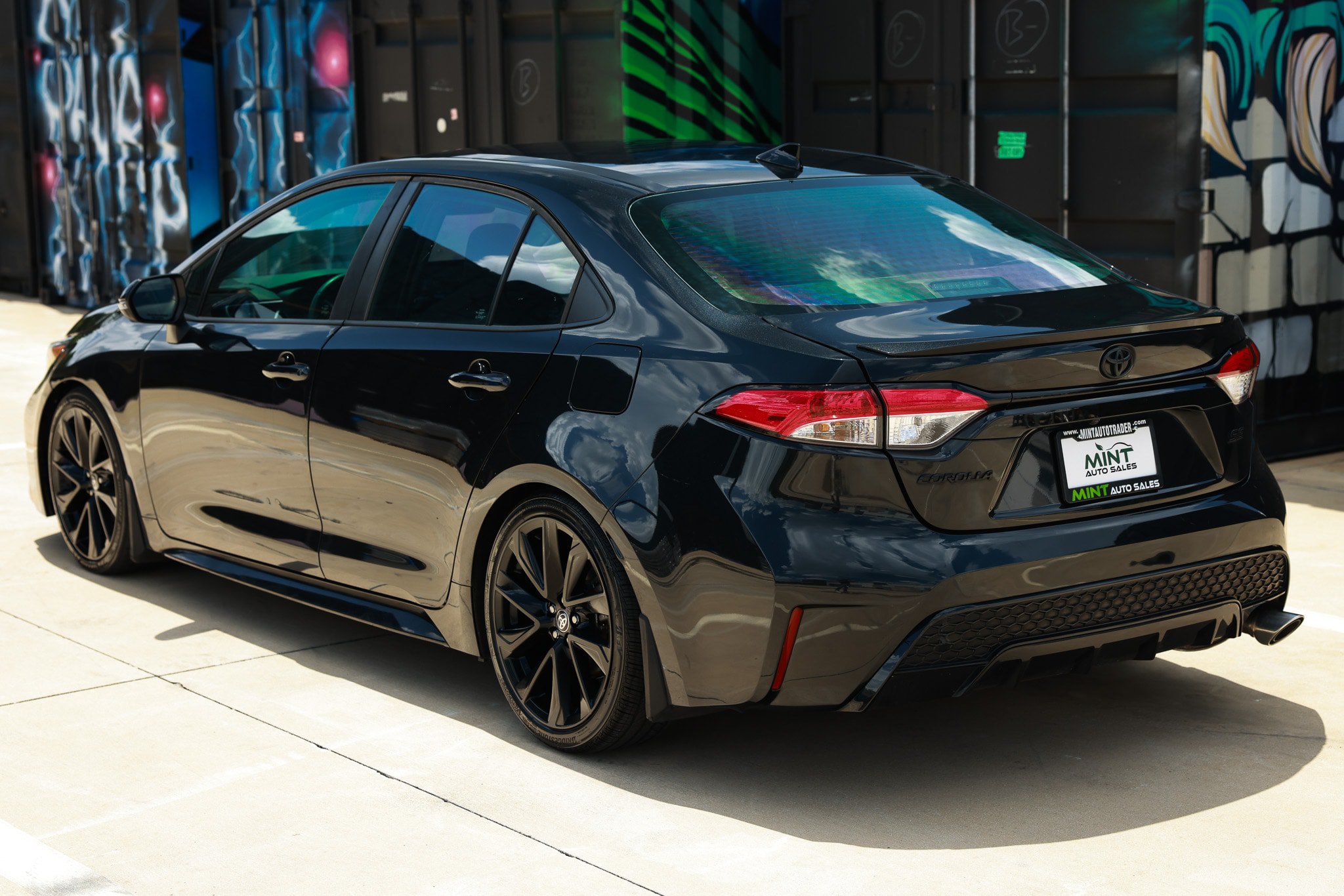 Used 2022 Toyota Corolla SE FWD image 8