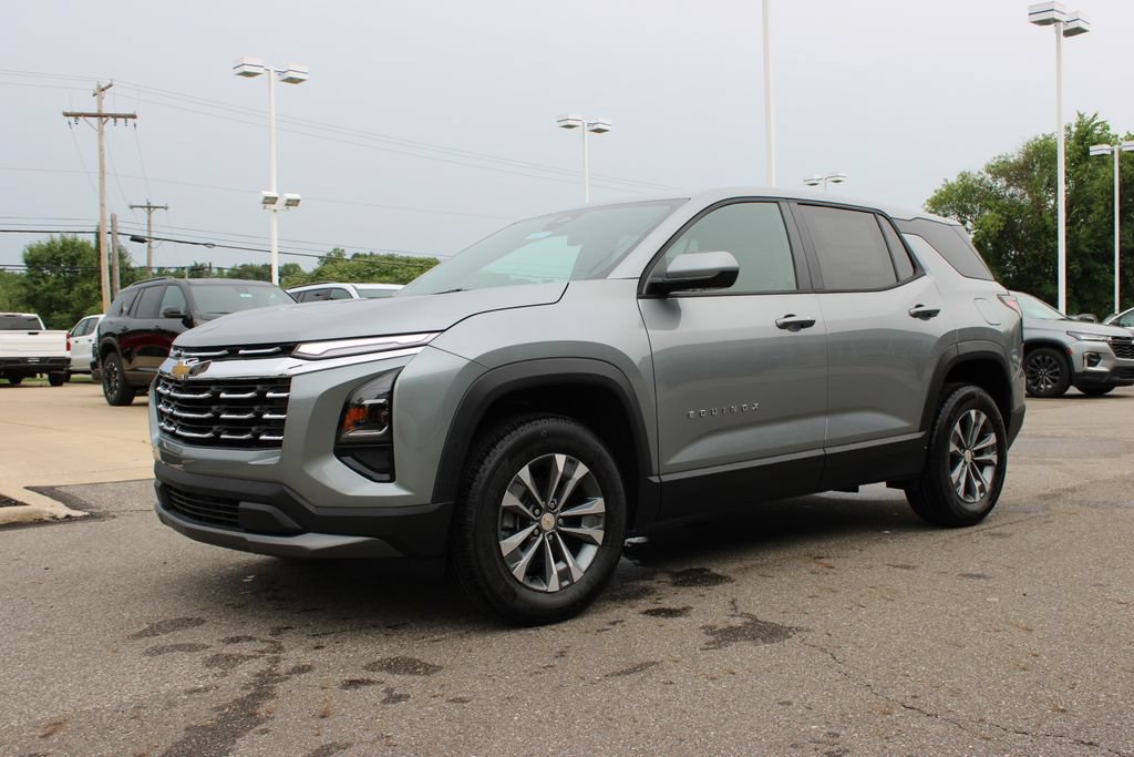 New 2027 Chevrolet Equinox LT w/ Convenience Package II AWD/4WD image 8