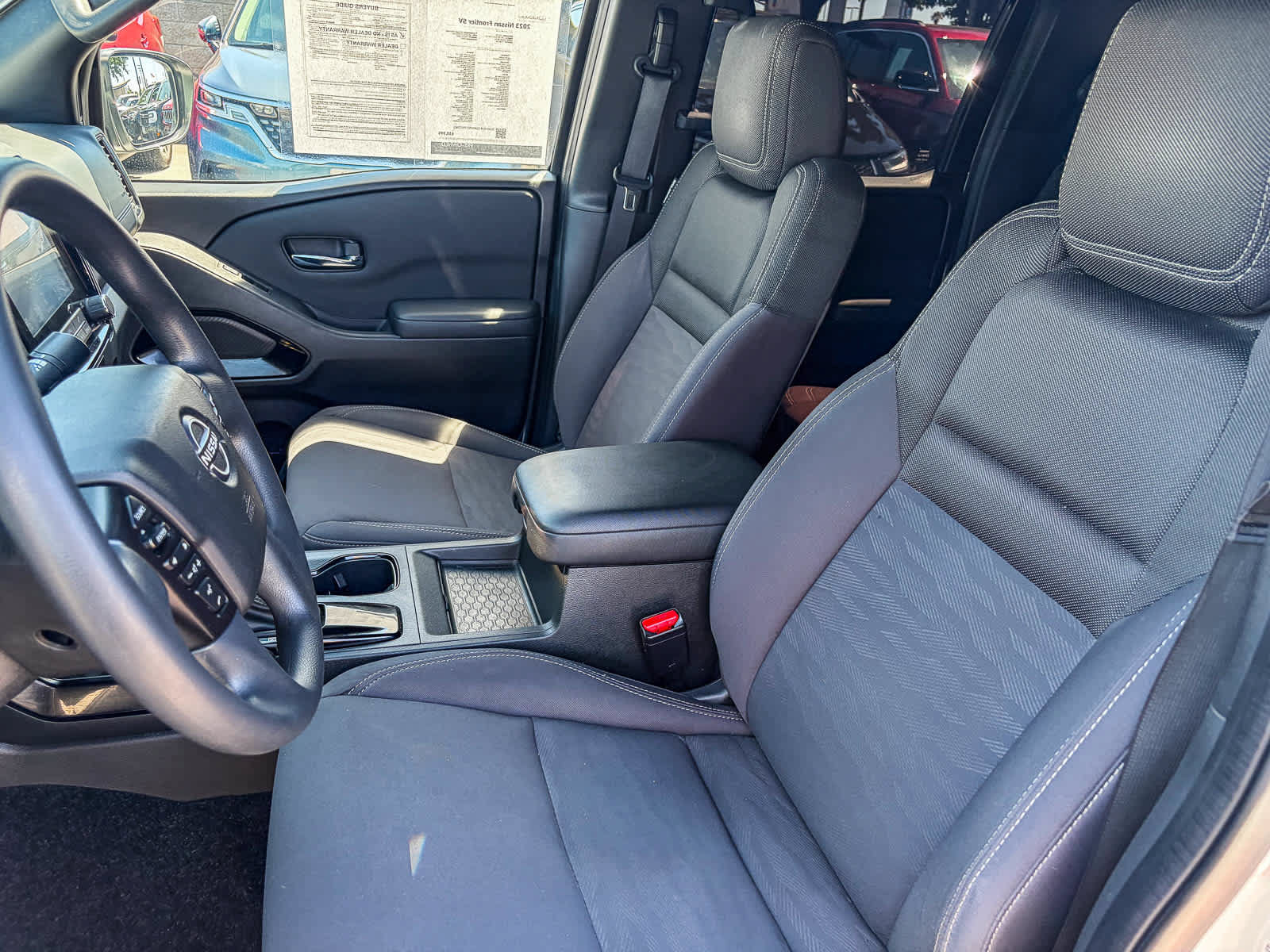 Used 2023 Nissan Frontier SV w/ Midnight Edition Package RWD image 16