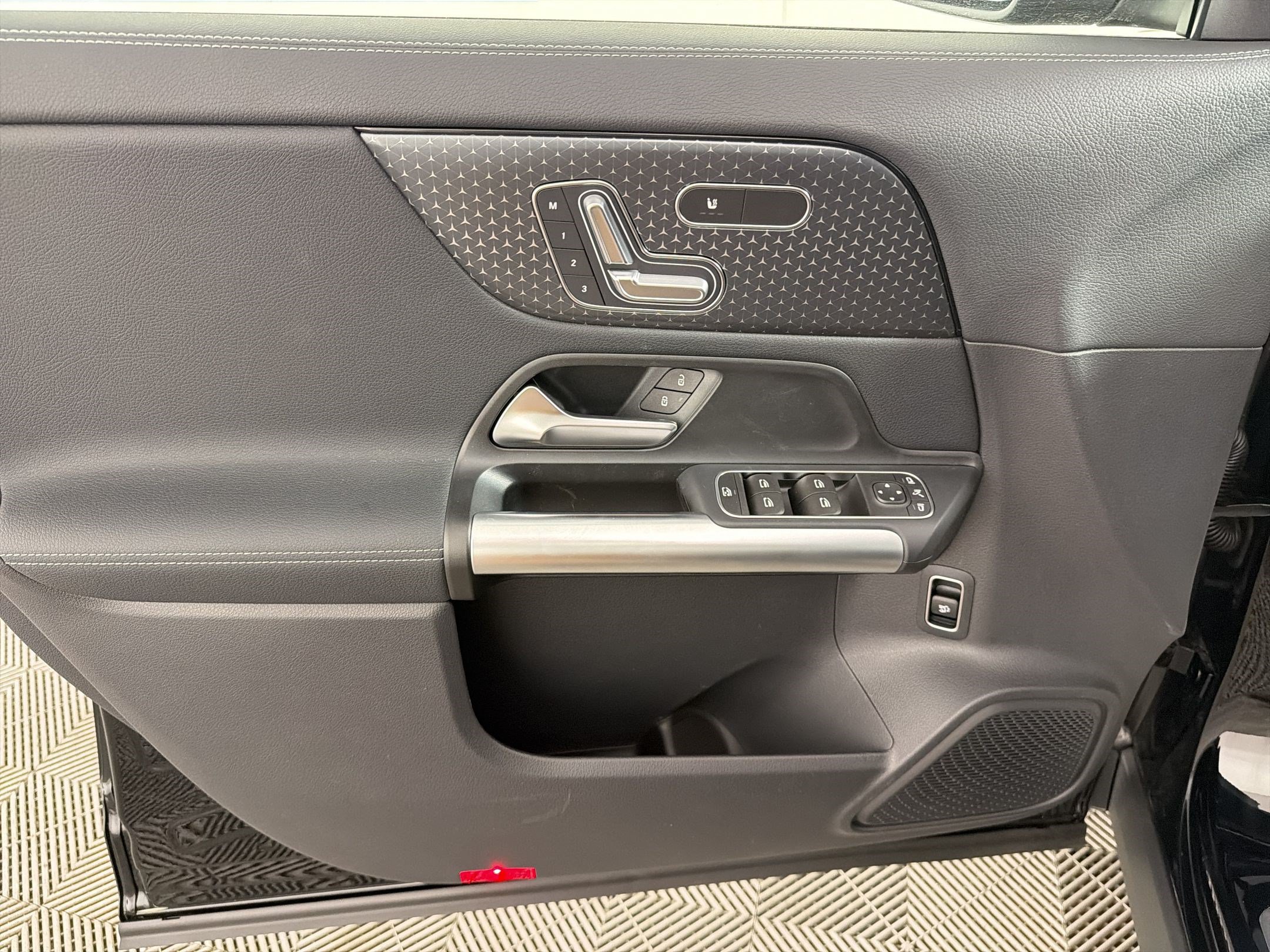 New 2026 Mercedes-Benz GLA 250 4MATIC image 13