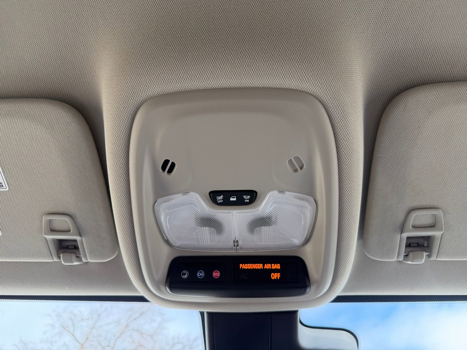 Used 2023 Buick Encore GX Preferred w/ Cold Weather Comfort Package image 21