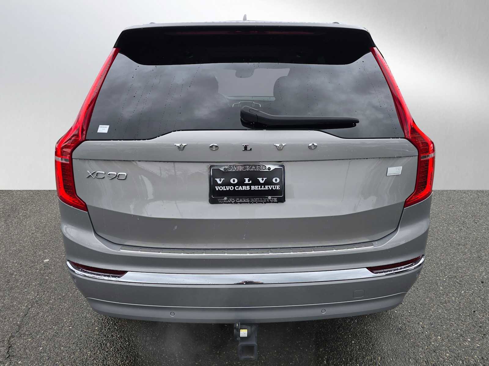 Certified 2023 Volvo XC90 T8 Ultimate w/ Protection Package Premier image 4