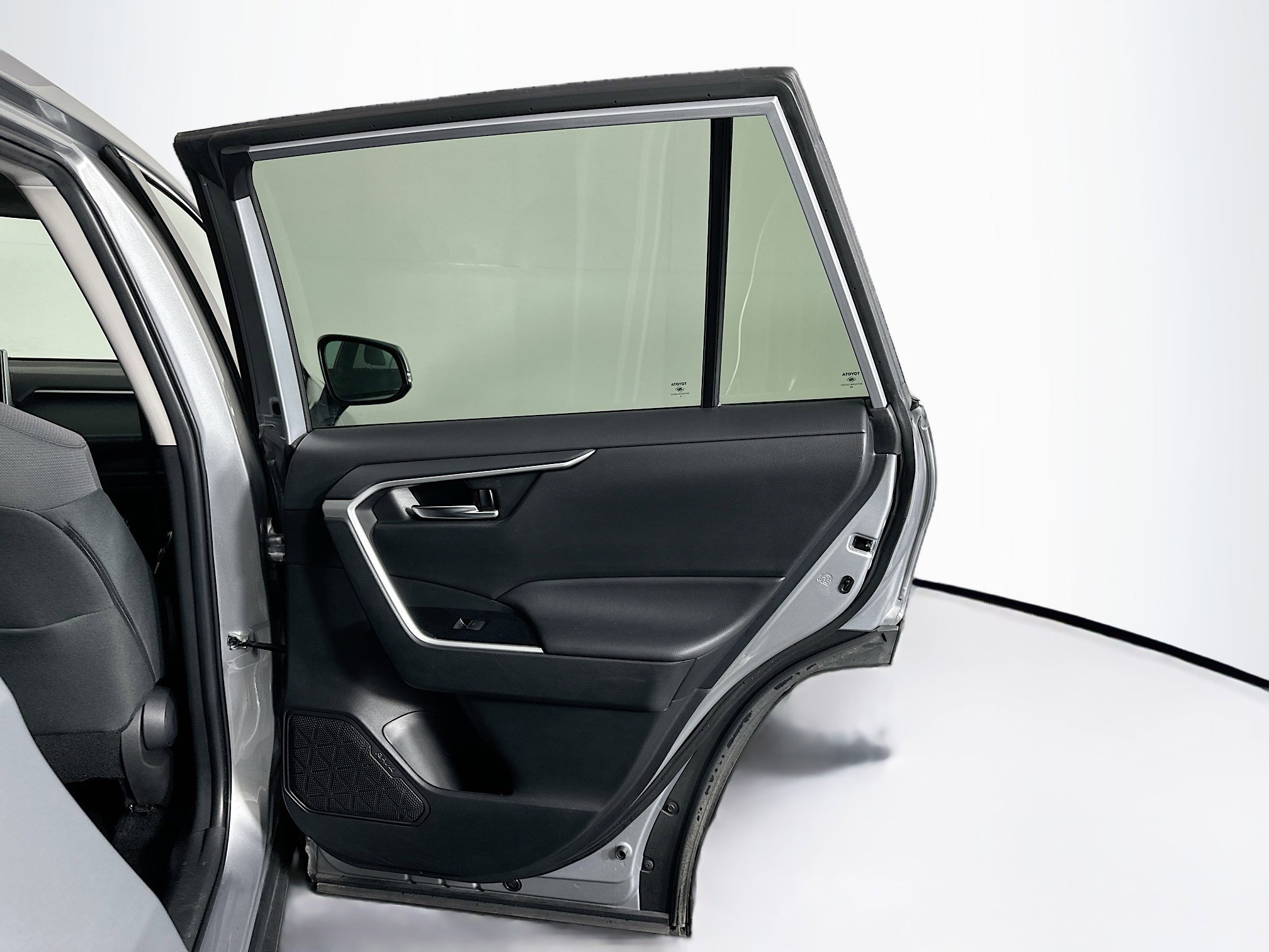 Used 2024 Toyota RAV4 XLE image 30