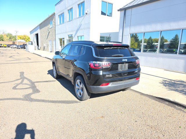 Used 2021 Jeep Compass Latitude w/ Convenience Group AWD/4WD image 7