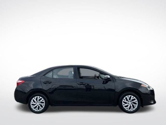 Used 2017 Toyota Corolla LE FWD image 16