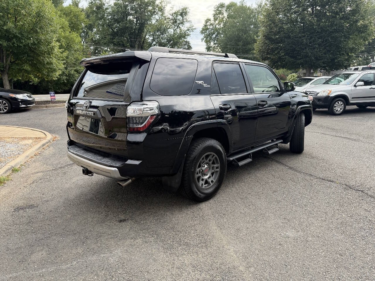 Used 2019 Toyota 4Runner TRD Off-Road Premium AWD/4WD image 7