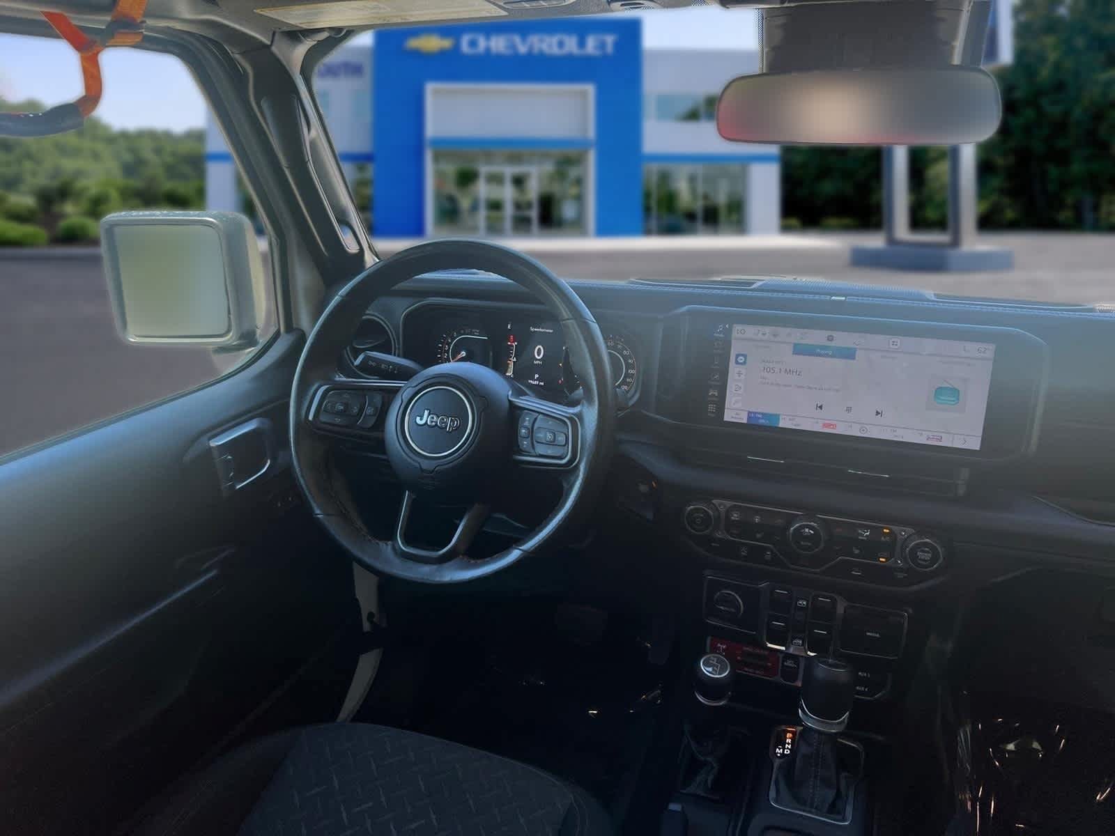 Used 2024 Jeep Gladiator Mojave w/ Convenience Group AWD/4WD image 34