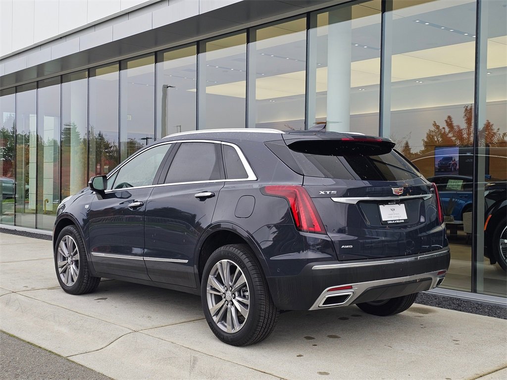 Certified 2025 Cadillac XT5 Premium Luxury w/ Technology Package image 5