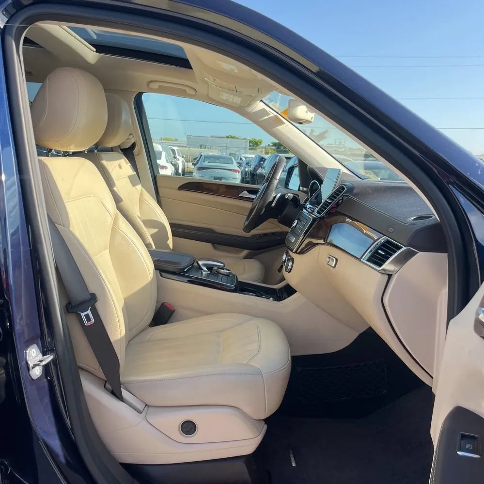 Used 2019 Mercedes-Benz GLS 450 4MATIC image 16