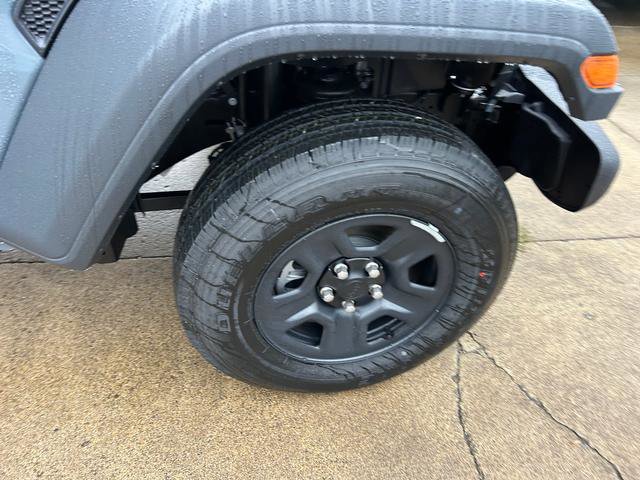 New 2026 Jeep Gladiator Sport AWD/4WD image 24