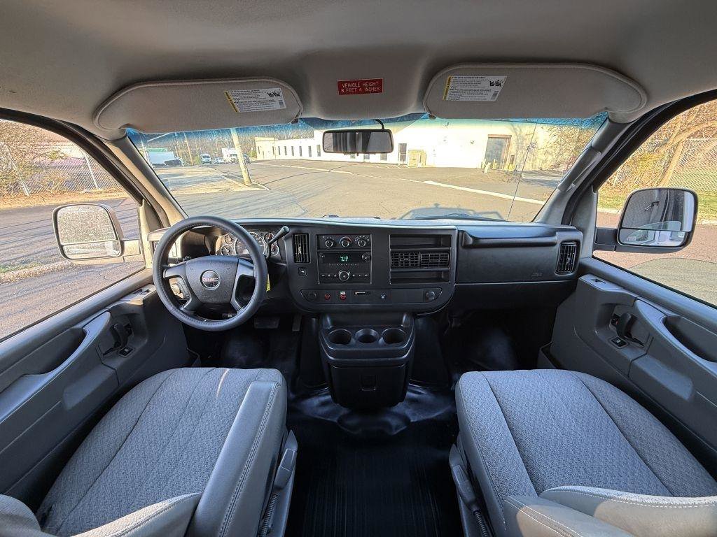 Used 2014 GMC Savana 1500 AWD image 19