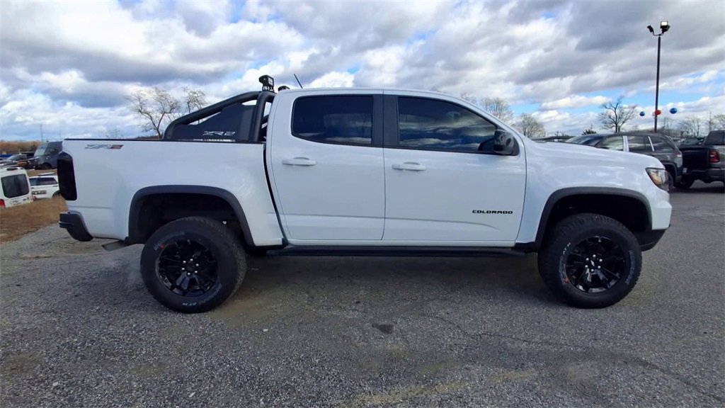 Used 2022 Chevrolet Colorado ZR2 w/ ZR2 Dusk Special Edition image 9