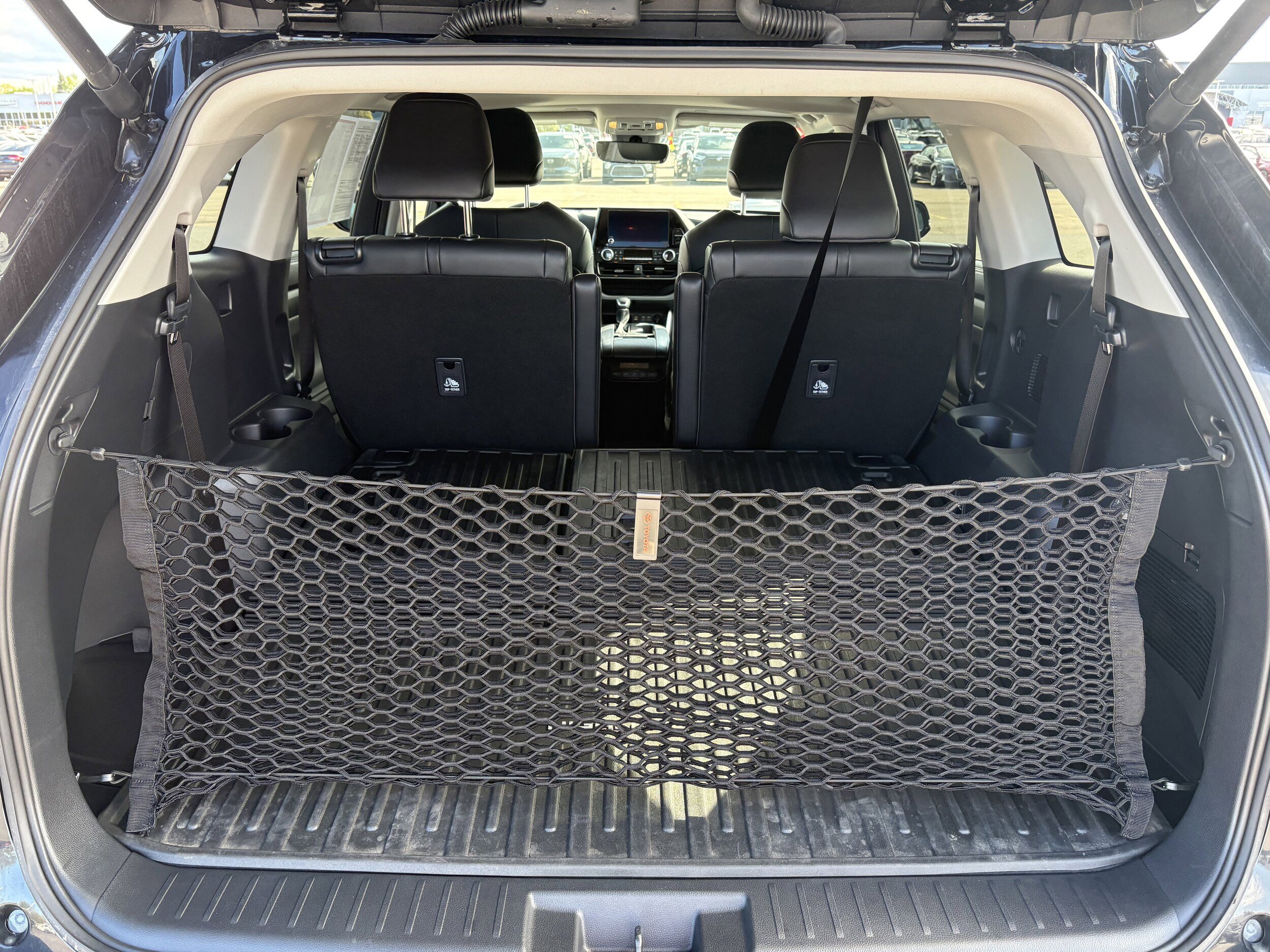 Certified 2025 Toyota Highlander XLE AWD/4WD image 8