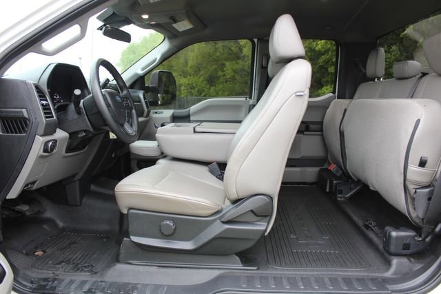 Used 2020 Ford F350 XL w/ Power Equipment Group image 18