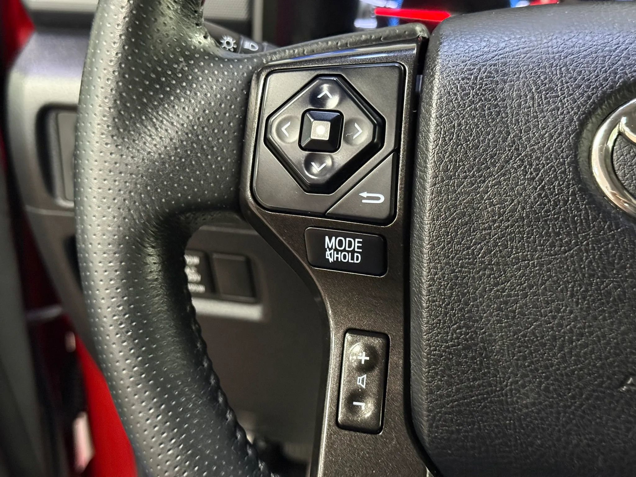 Used 2017 Toyota 4Runner TRD Pro AWD/4WD image 30