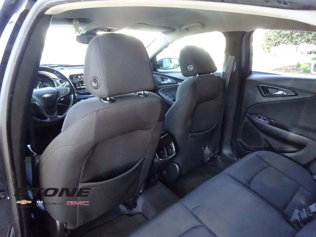 Used 2018 Chevrolet Malibu LT image 19