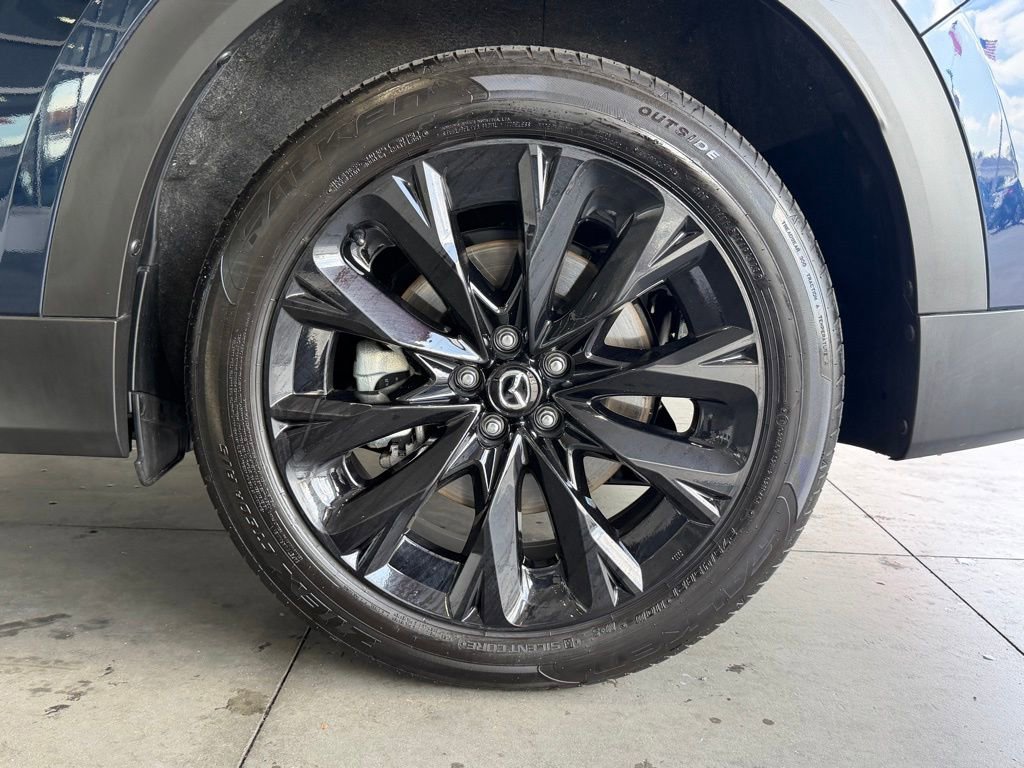 Used 2025 MAZDA CX-90 Plug-In Hybrid w/Premium Sport image 16