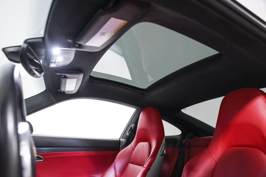 Used 2015 Porsche 911 Carrera GTS RWD image 33