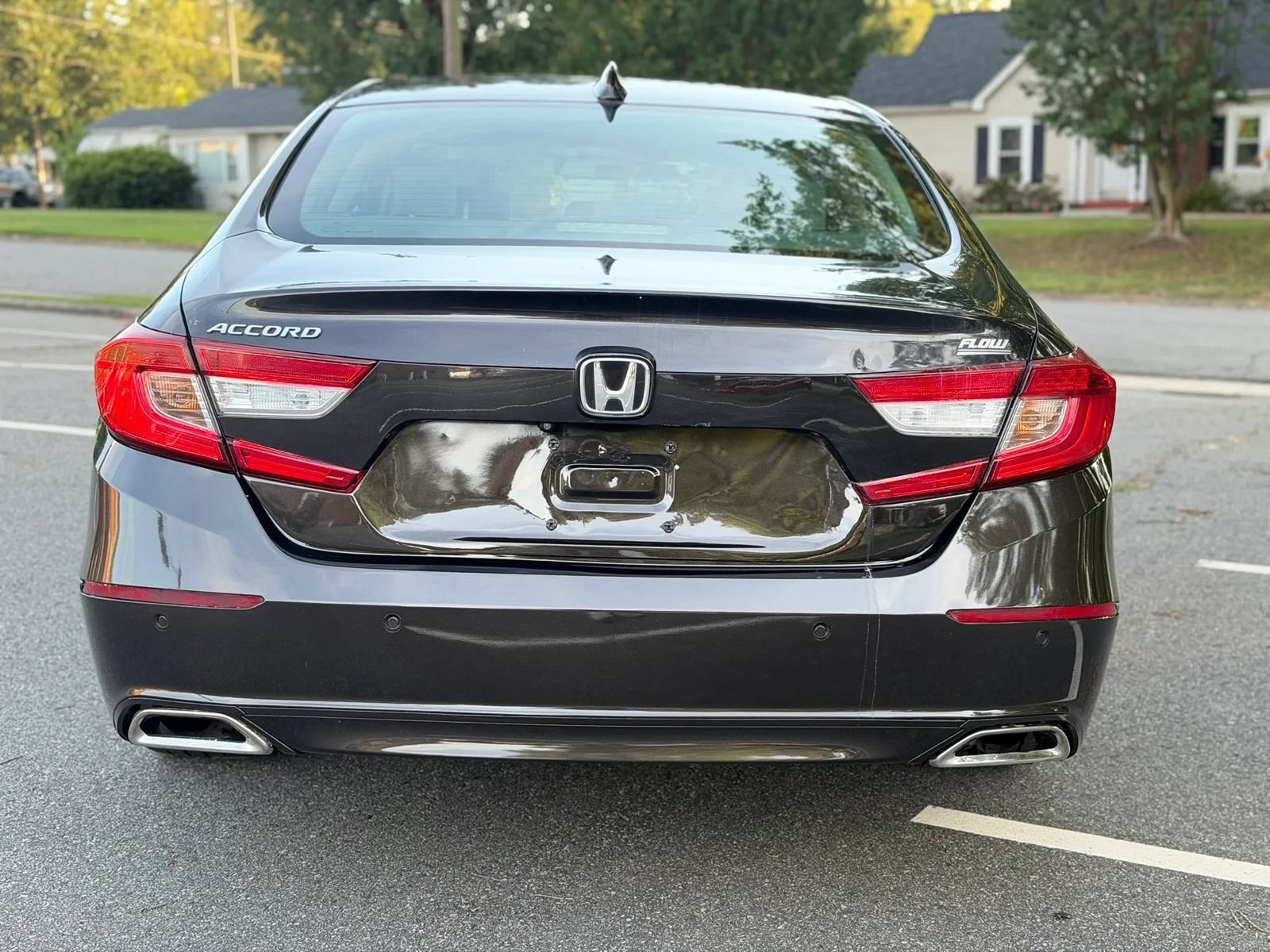 Used 2018 Honda Accord Touring image 5