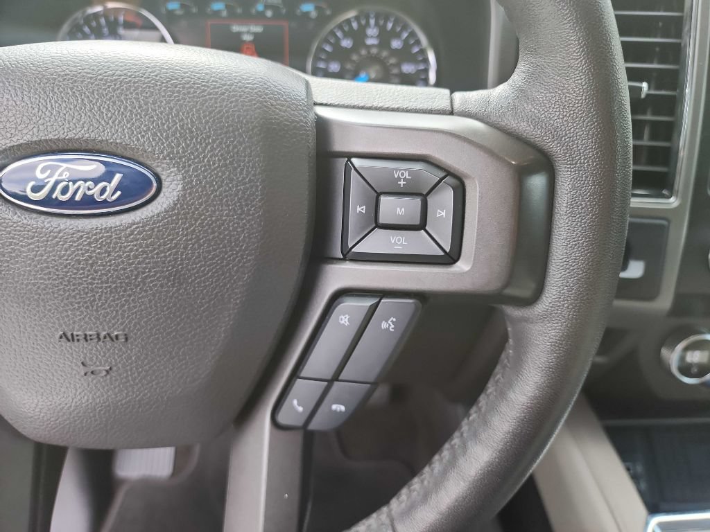 Used 2019 Ford Expedition XLT w/ Equipment Group 202A RWD image 20
