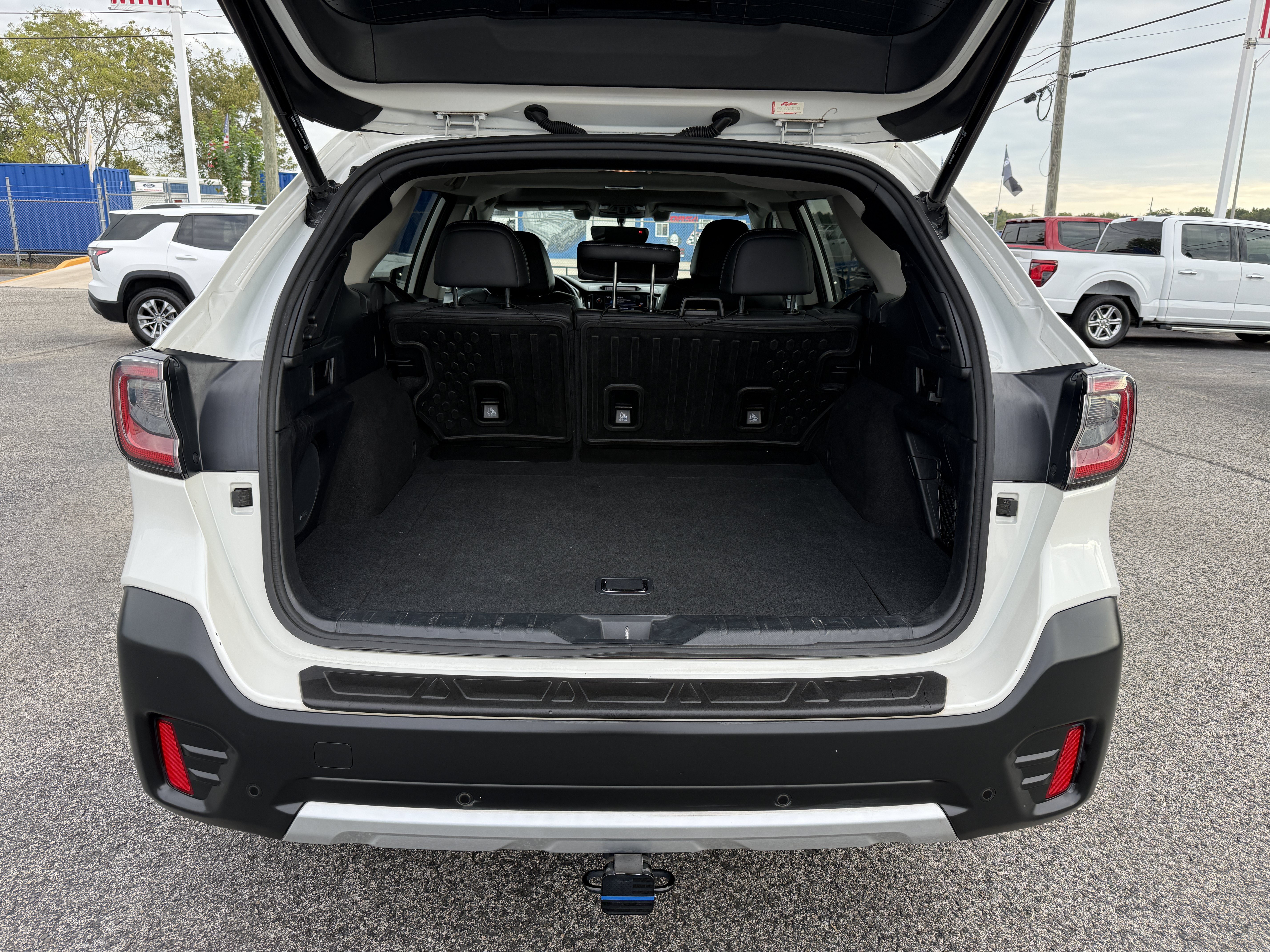 Used 2022 Subaru Outback Limited AWD/4WD image 5