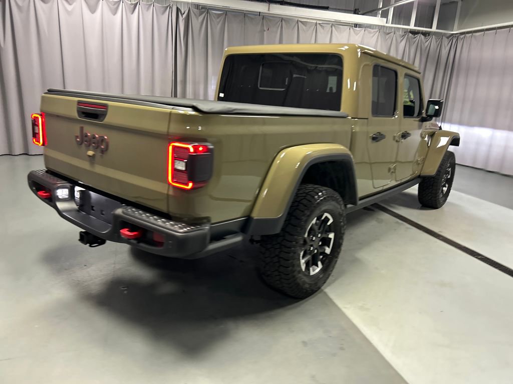 Used 2025 Jeep Gladiator Rubicon AWD/4WD image 7