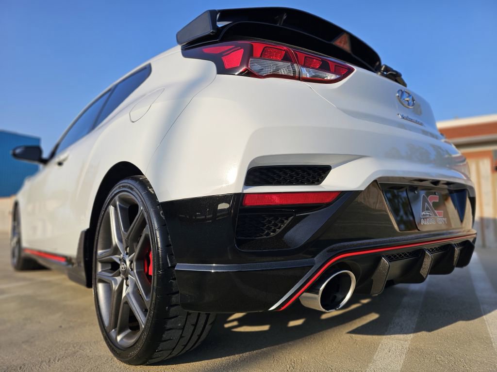 Used 2020 Hyundai Veloster N w/ Performance Package image 11