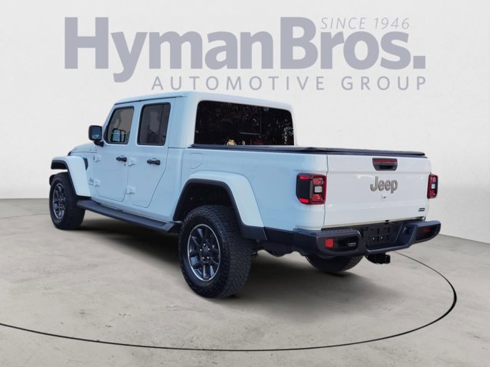 Used 2020 Jeep Gladiator Overland image 5