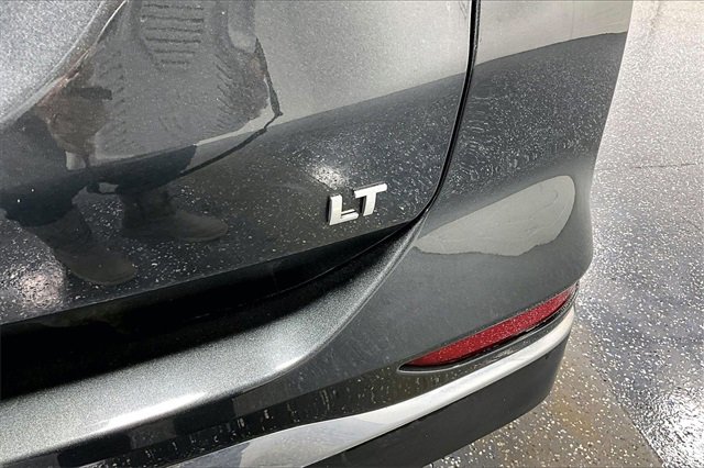 Used 2021 Chevrolet Equinox LT image 23