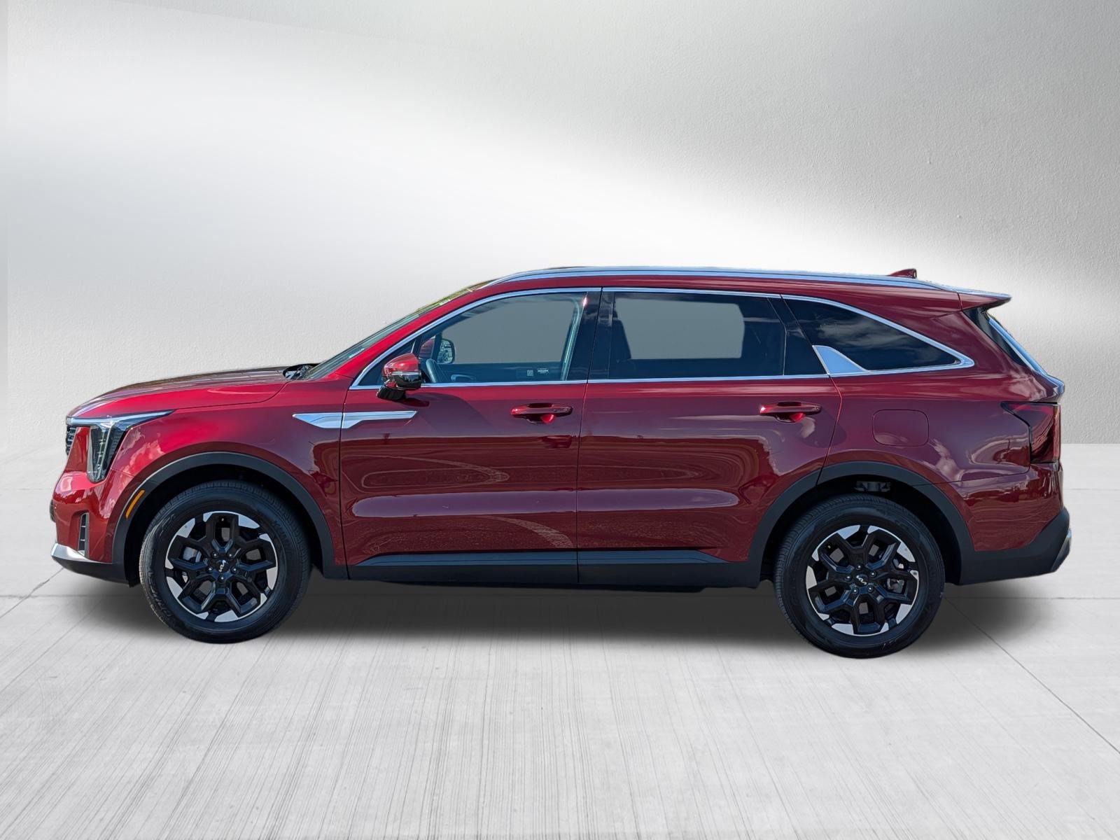 Certified 2025 Kia Sorento S AWD/4WD image 4