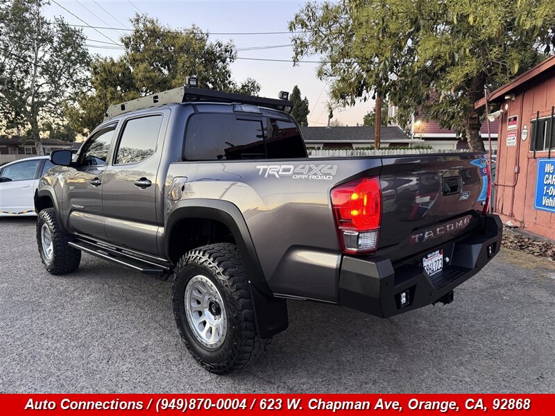 Used 2017 Toyota Tacoma TRD Off-Road w/ Tow Package (A/T) AWD/4WD image 4