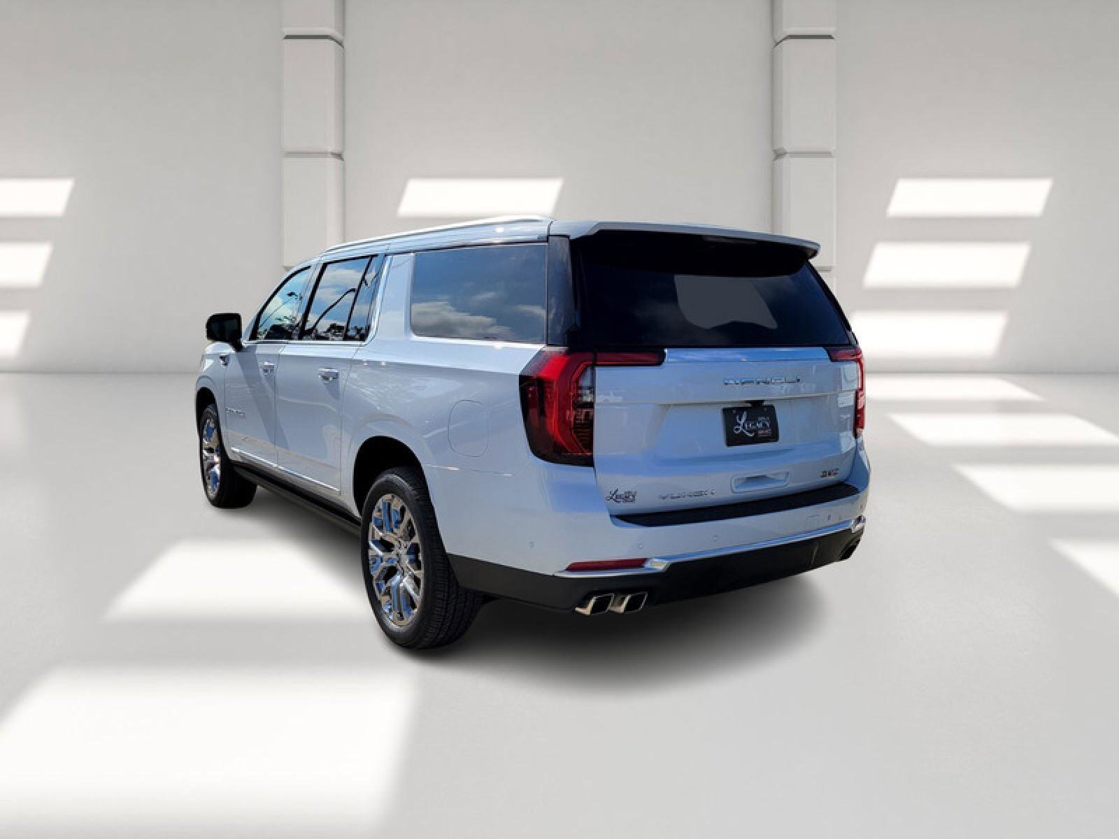 New 2026 GMC Yukon XL Denali image 5